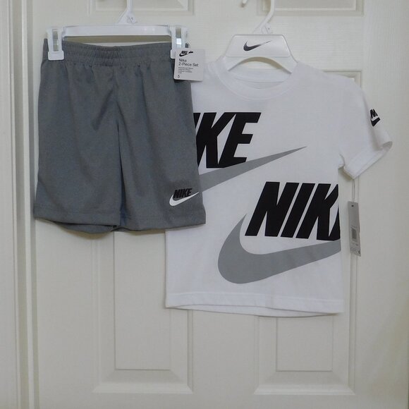 NWT 2pc Nike White Gray Black Shirt & Gray Shorts Set sz 5 - Picture 1 of 1